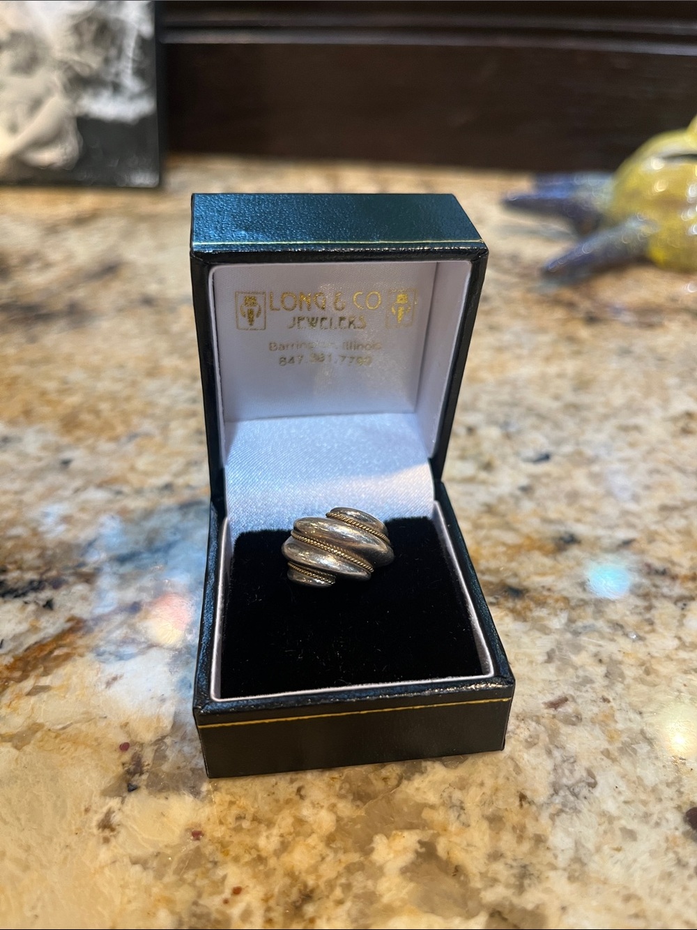 Tiffany & Co shrimp ring 925 & 750